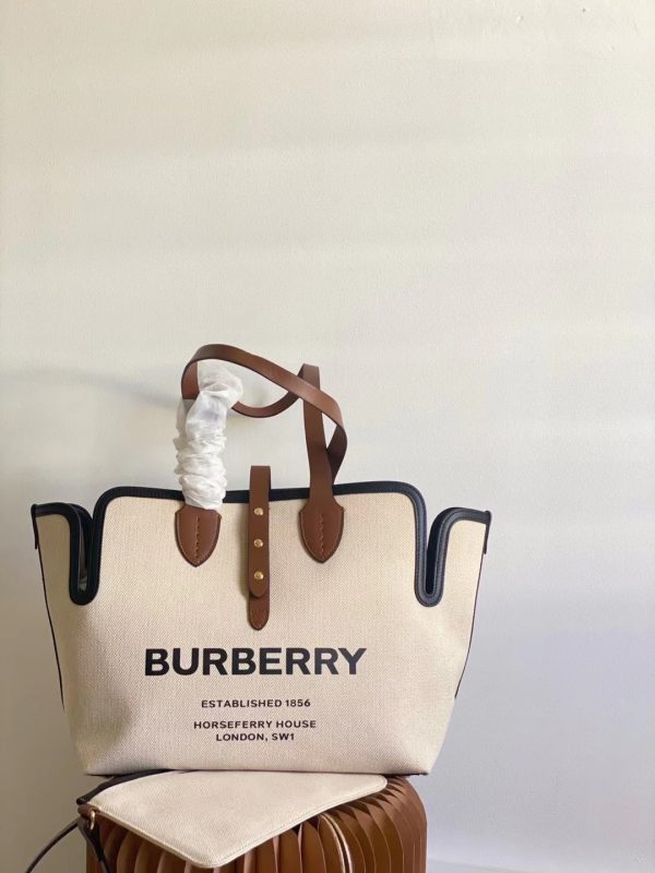 Burberry’s tote bag 1
