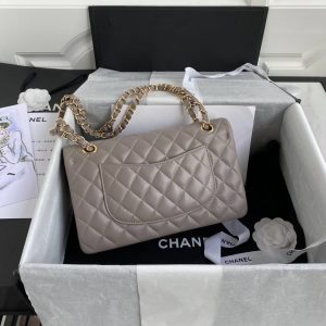 Chanel Caviar Calfskin Classic Flap Bag A01112 10