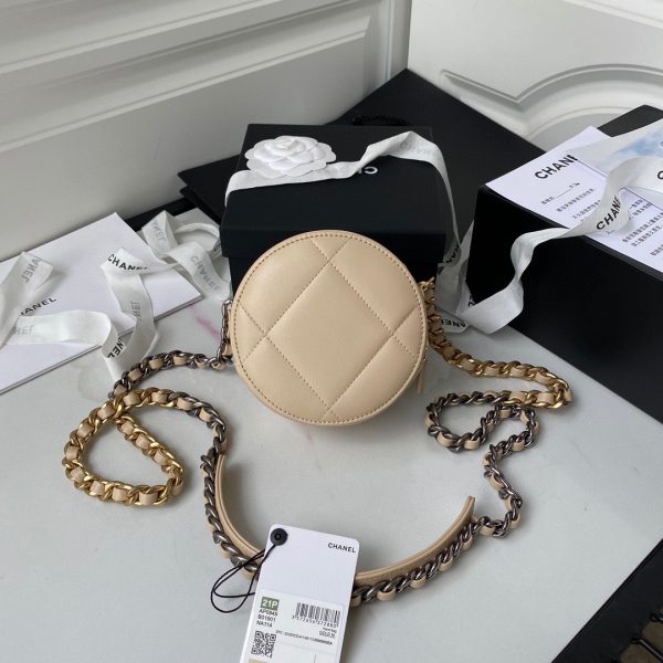 Chanel 19 Clutch With Chain Ridescent Calfskin 2