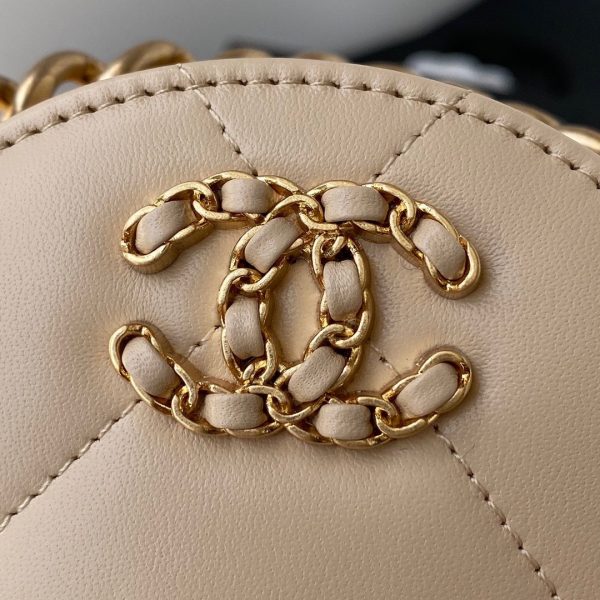 Chanel 19 Clutch With Chain Ridescent Calfskin 3