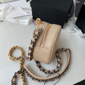 Chanel 19 Clutch With Chain Ridescent Calfskin 13