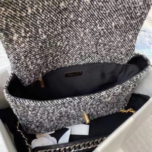 Chanel 19 large handbag gray and milky white wool 11