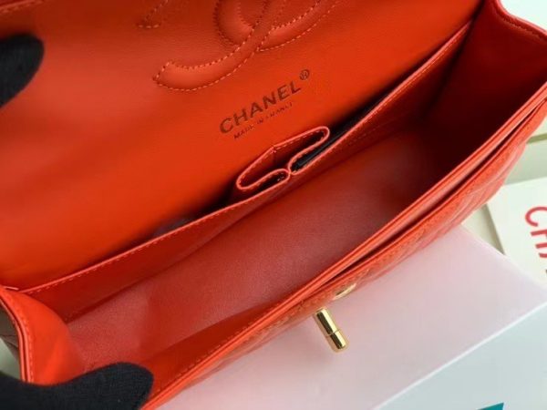 Chanel Medium CF25cm 1112 800 4