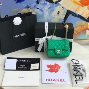 Chanel Runway grean Square Mini Flap Pearl Crush Bag AS1786 B02916 11