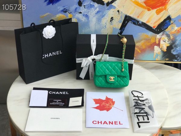 Chanel Runway grean Square Mini Flap Pearl Crush Bag AS1786 B02916 4