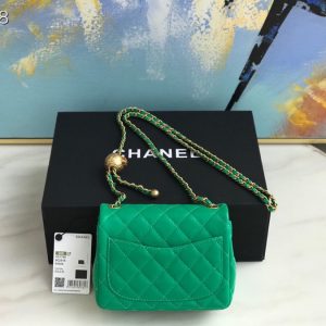Chanel Runway grean Square Mini Flap Pearl Crush Bag AS1786 B02916 14