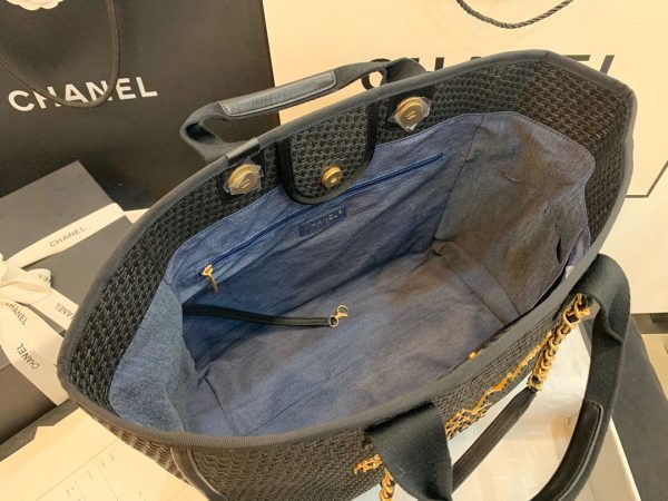 Chanel Large Capacity beach bag handbag 66941 black 2