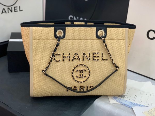 Chanel large capacity beach bag handbag 67001 2