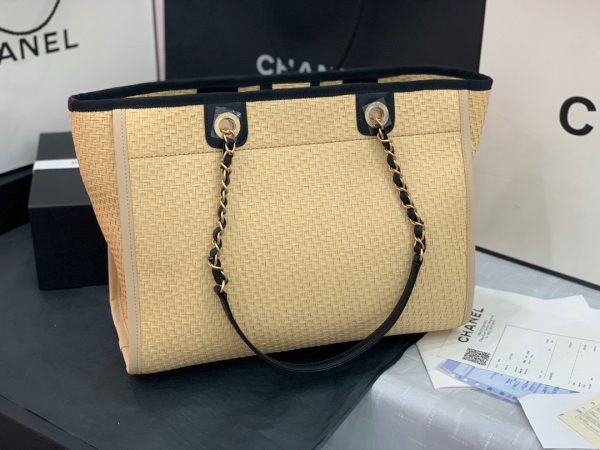 Chanel large capacity beach bag handbag 67001 5