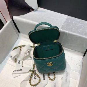 Chanel small chain cosmetic bag 81113 green 12