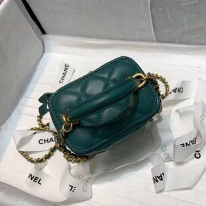 Chanel small chain cosmetic bag 81113 green 13