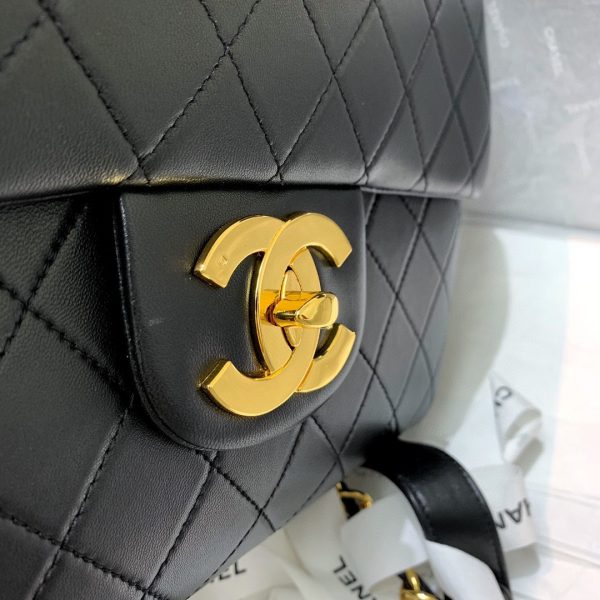 Chanel vintage jumbo backpack 5