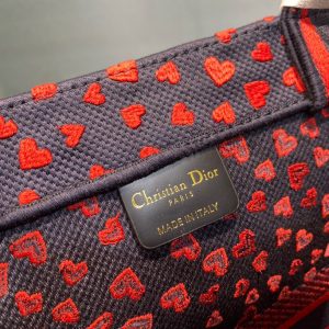 Dior 520 size 41 Love Heart Bag 11