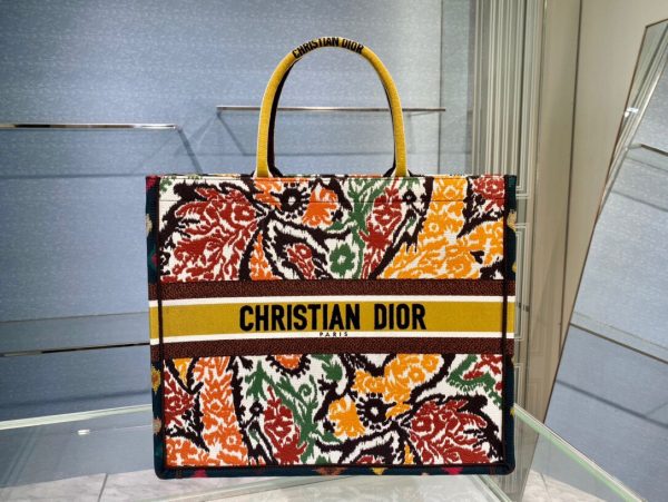 Dior Book Tote Colorful yellow size 41 Bag 1