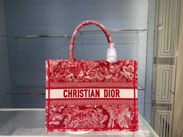 Dior Book Tote Reverse size 36 red tiger Bag 1