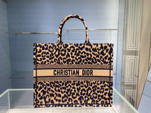 Dior Book Tote size 41 leopard skin Bag 1