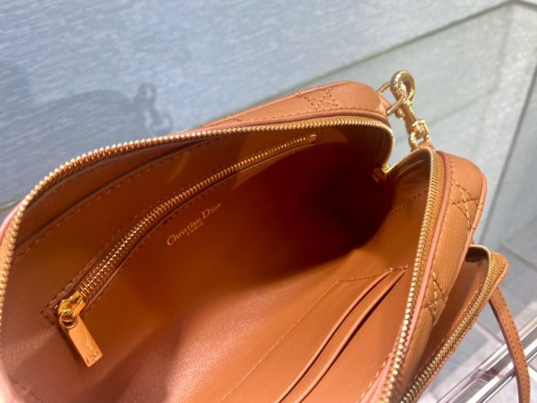 Dior Caro size 19 brown Bag 2