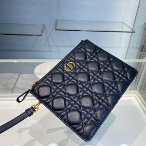 Dior Caro size 21 black Handbag 11