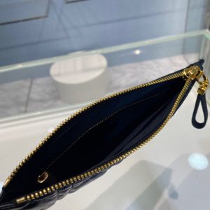 Dior Caro size 21 black Handbag 14