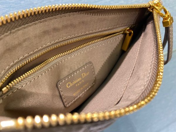 Dior Caro size 21 light brown Handbag 2