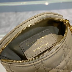 Dior Montaigne Change Key size 11 beige Bag 11