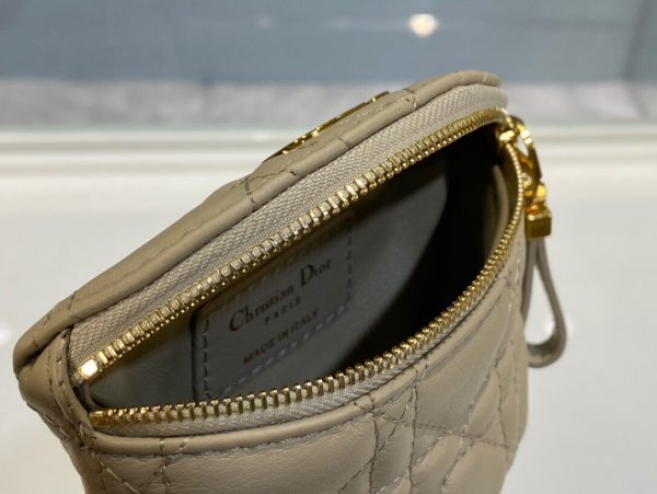 Dior Montaigne Change Key size 11 beige Bag 3