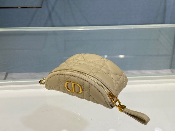 Dior Montaigne Change Key size 11 beige Bag 9