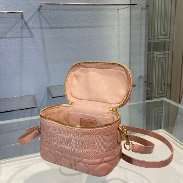 Dior Travel size 18 pink nude S5488 Bag 2