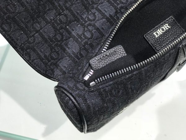 Dior Unisex Saddle size 20 black Bag 3