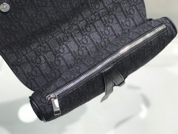 Dior Unisex Saddle size 20 black Bag 4
