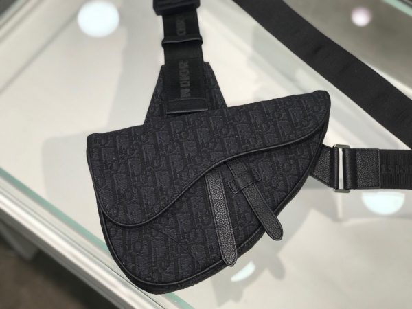 Dior Unisex Saddle size 20 black Bag 8