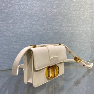 Dior mini 30 Montaigne size 15 white Bag 17