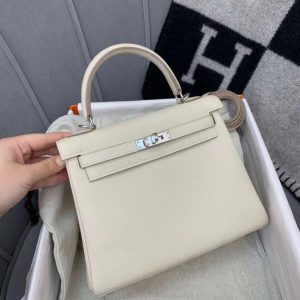 Hermes Kelly 25/28 white Bag 14