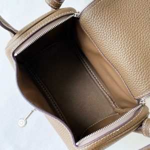 Hermes Mini Lindy 2019 size 20 khaki Bag 12
