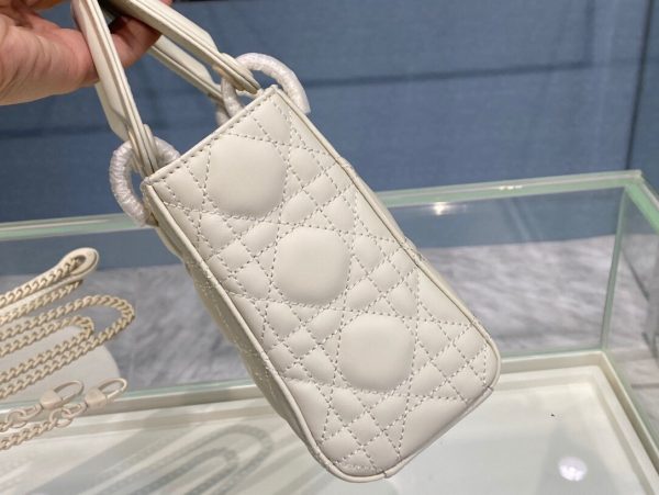 Lady Dior Lady Matte size 17 white Bag 7