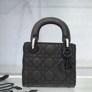 Lady Dior Ultra mat size 17 black Bag 18