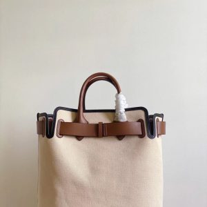 [Large size] Burberry tote bag "The Belt" 11