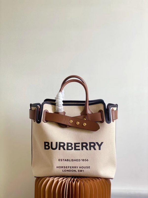 [Large size] Burberry tote bag "The Belt" 1