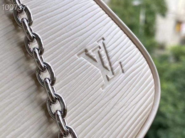Louis Vuitton Easy Pouch On Strap LV M80471 begei 4