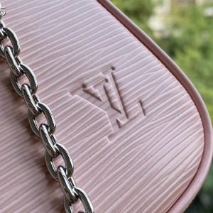 Louis Vuitton Easy Pouch On Strap LV M80471 pink 7