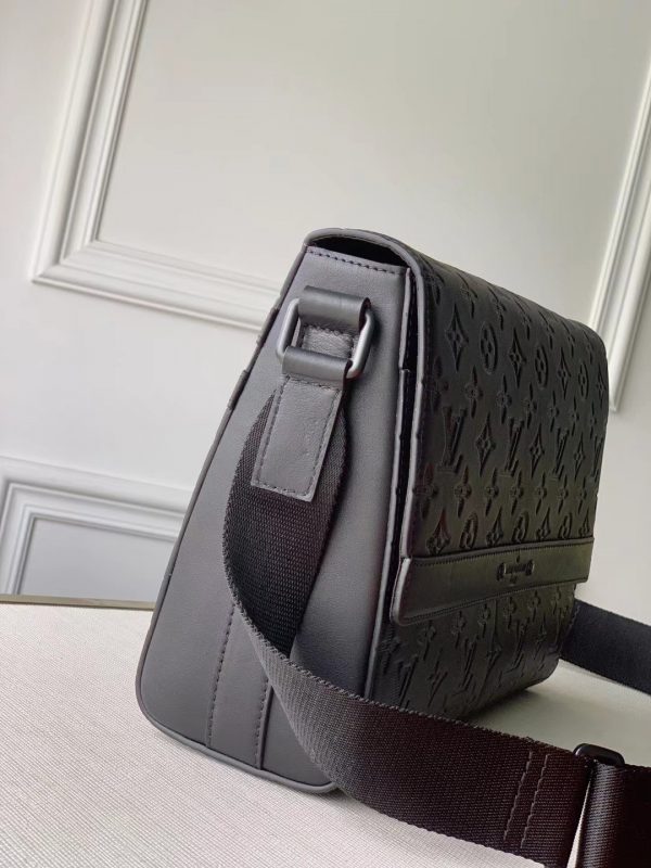 Louis Vuitton M44729 LV Sprinter Messenger Bag In Black Monogram Shadow Leather 5