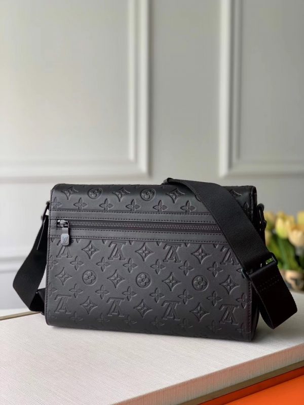 Louis Vuitton M44729 LV Sprinter Messenger Bag In Black Monogram Shadow Leather 2