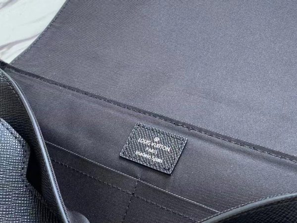 Louis Vuitton New Messenger M30746 Louis Vuitton Men’s Flap Messenger Bag 3