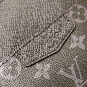 Louis Vuitton Outdoor Slingbag LV M30741 8