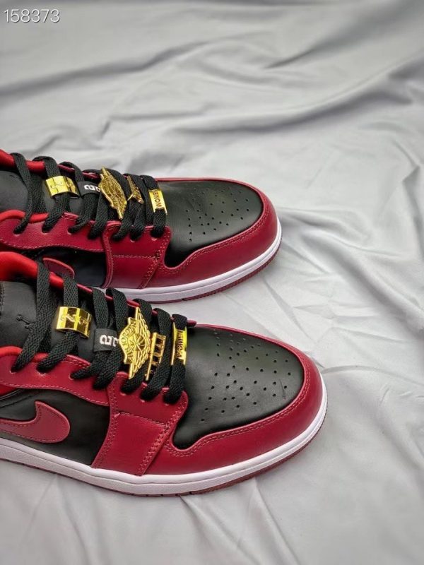 Nike Air Jordan 1 Low "Black Dark Red 9
