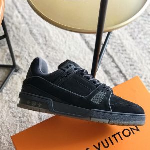 Shoes LV TRAINER 11