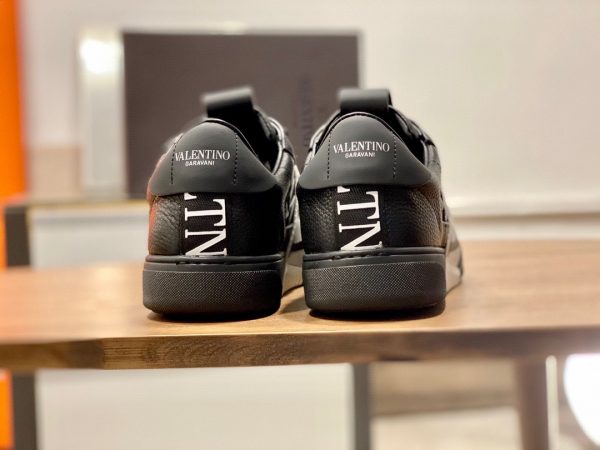 Shoes Valentino Garavani Logo 2