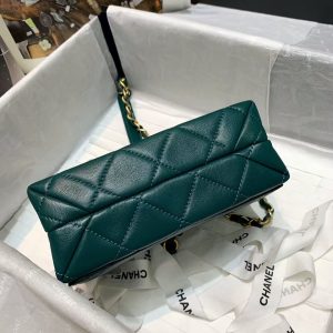 Small Chanel✔️ flap bag AS2633 Emerald 13