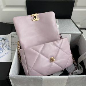 Small chanel Autumn/Winter 19Bag combines all classic pillow bags 13