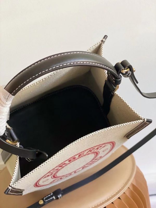 The Burberry Small Logo Graphic Cotton Canvas Peggy Bucket Bag 8241 9